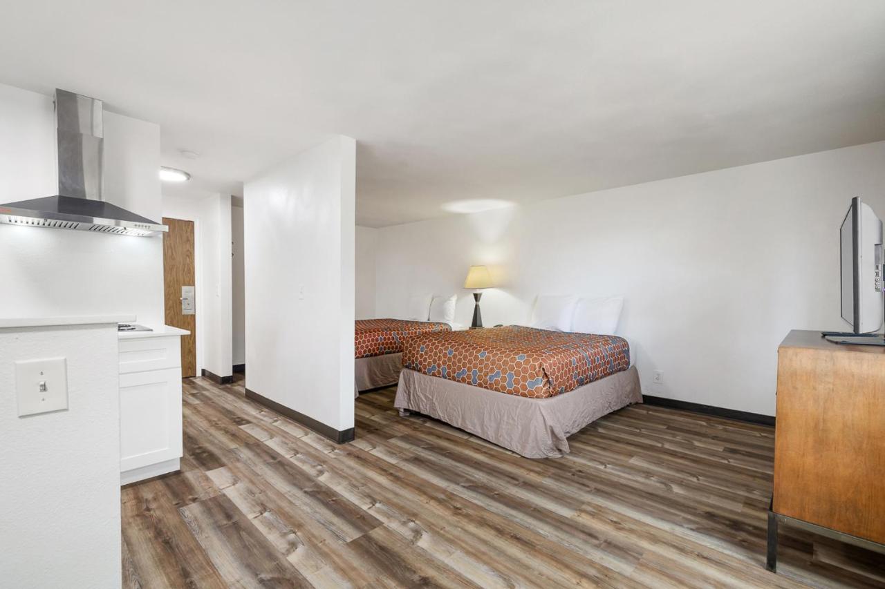 | Kennewick Inn & Suites Tri Cities
