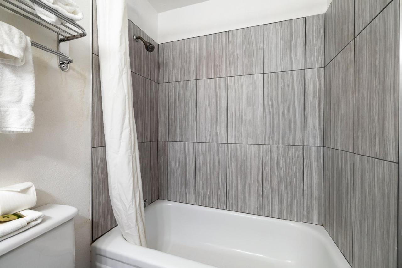 | Kennewick Inn & Suites Tri Cities