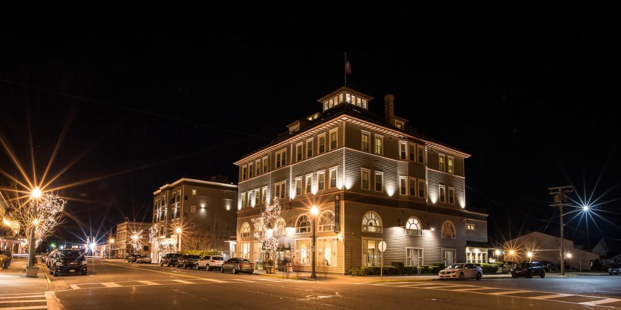  | Majestic Inn & Spa
