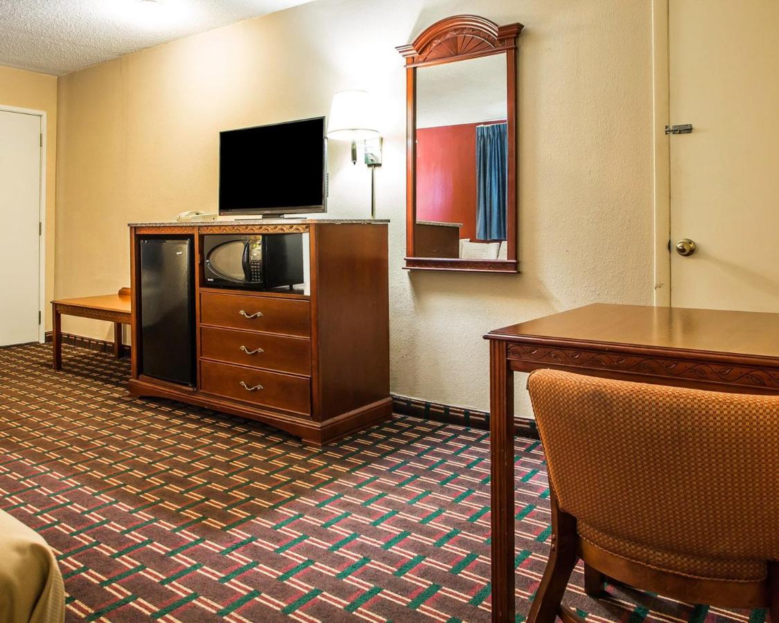 Queen Room with Two Queen Beds - Non-Smoking at Rodeway Inn