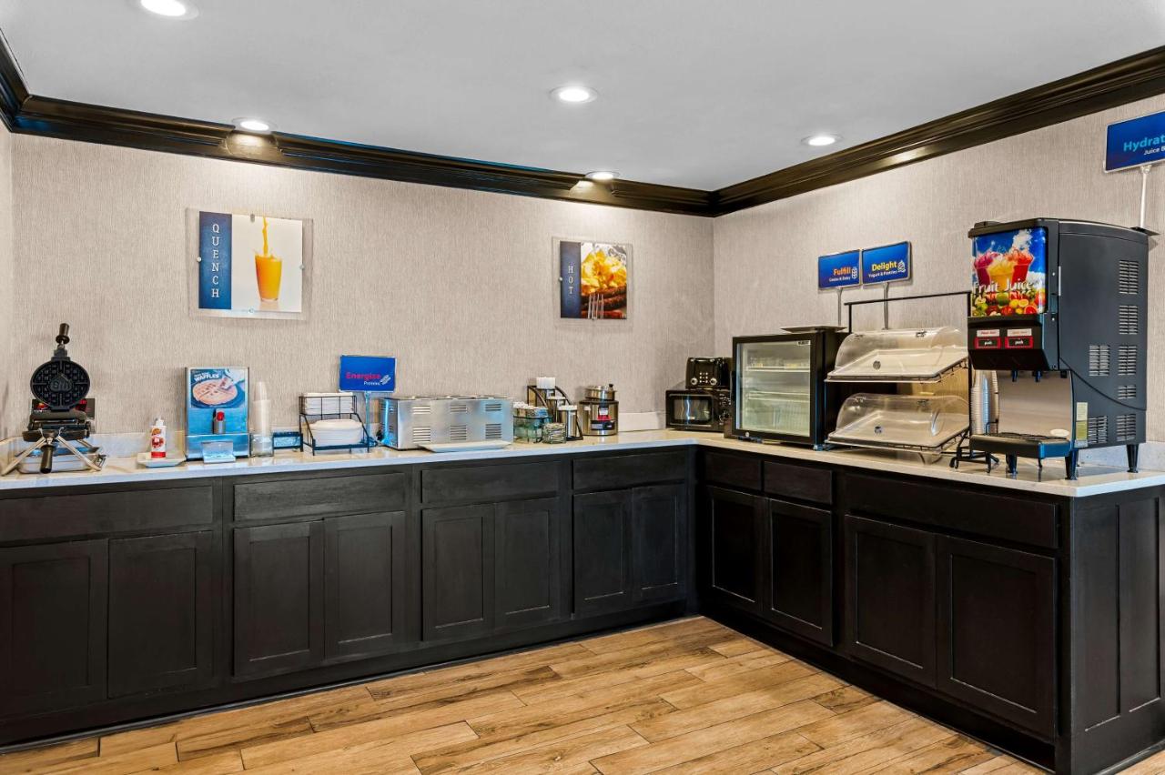  | Best Western Presidential Hotel & Suites