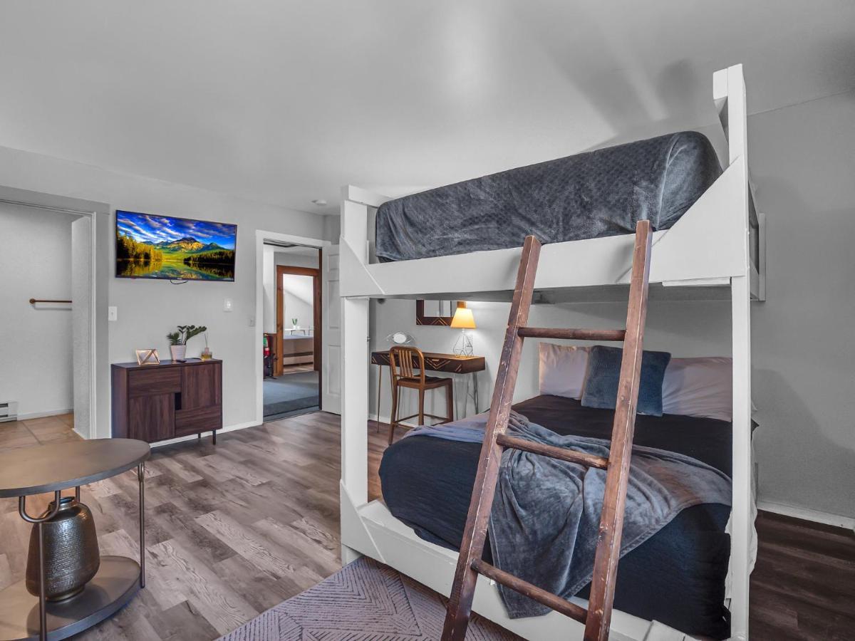 | Timberline Lodge