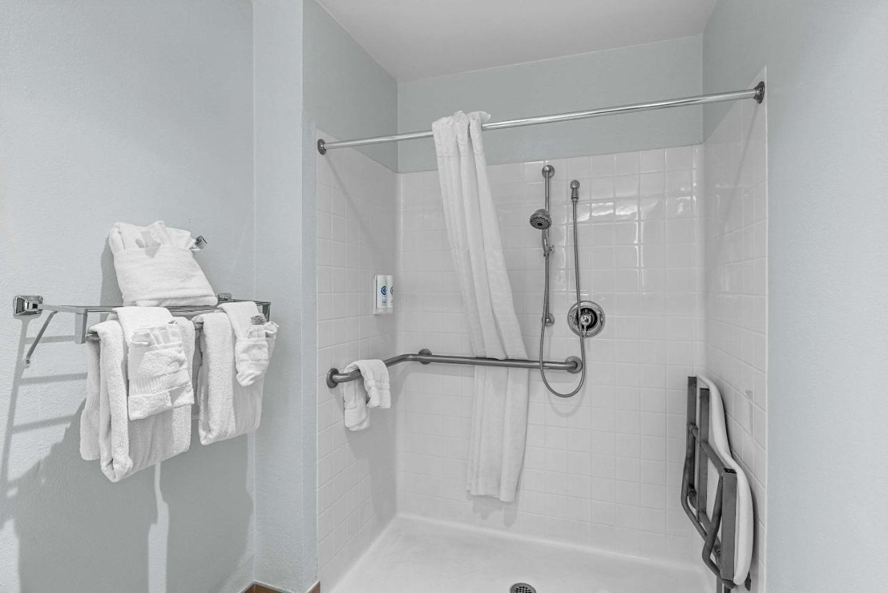 Queen Room with Sofa Bed - Non-Smoking at Comfort Inn & Suites Staunton
