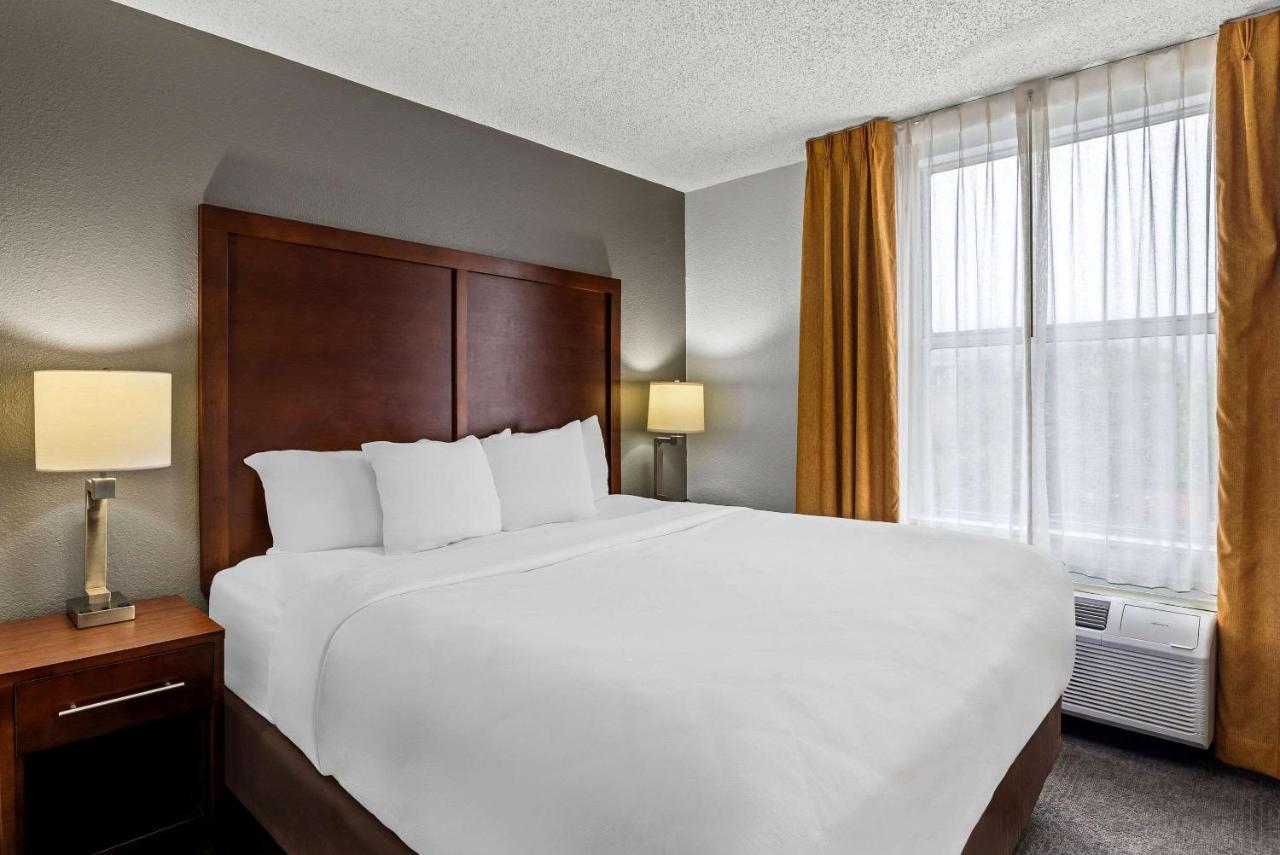 King Room with Sofa Bed - Non-Smoking at Comfort Inn & Suites Staunton