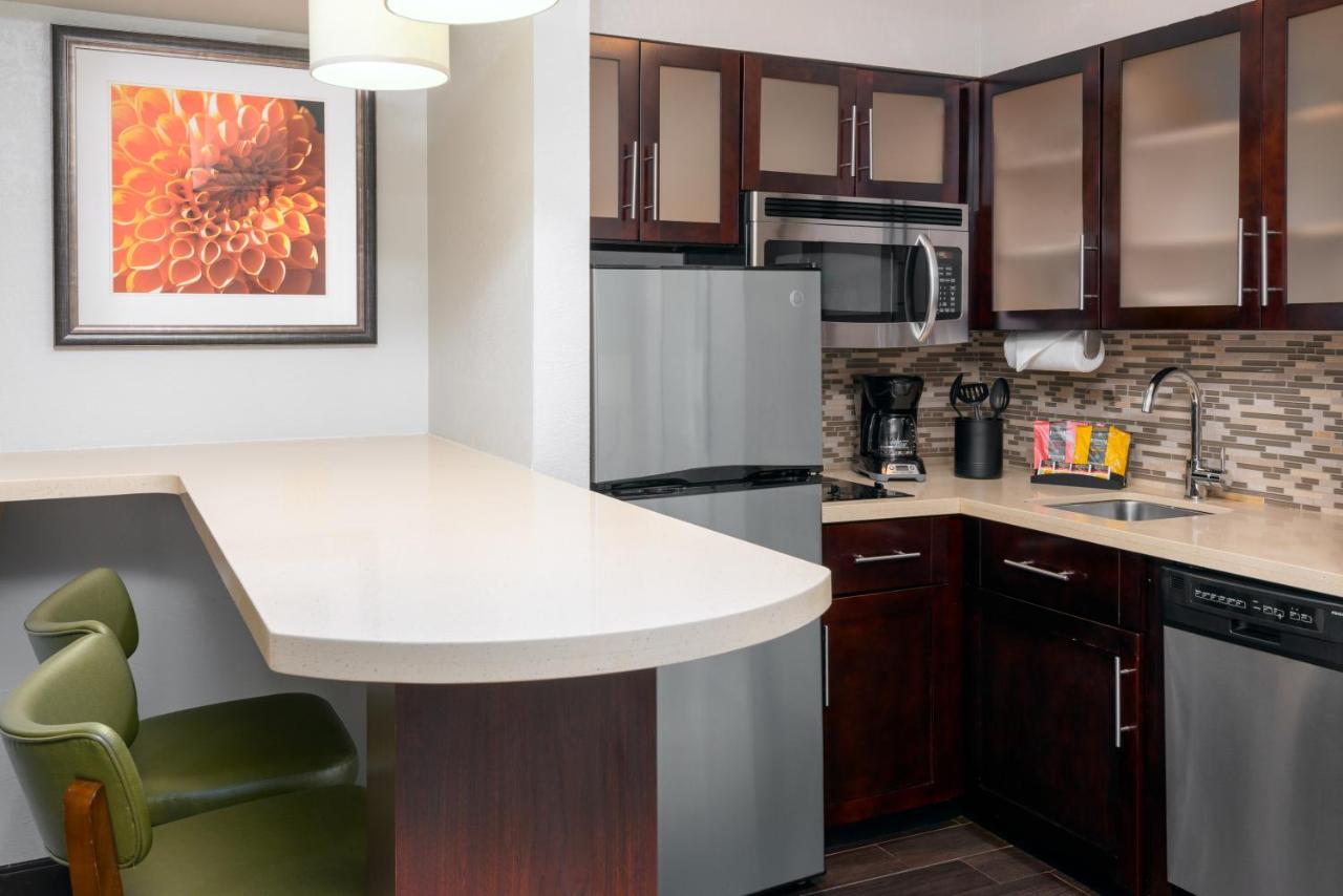| Staybridge Suites Miami Doral Area, an IHG Hotel