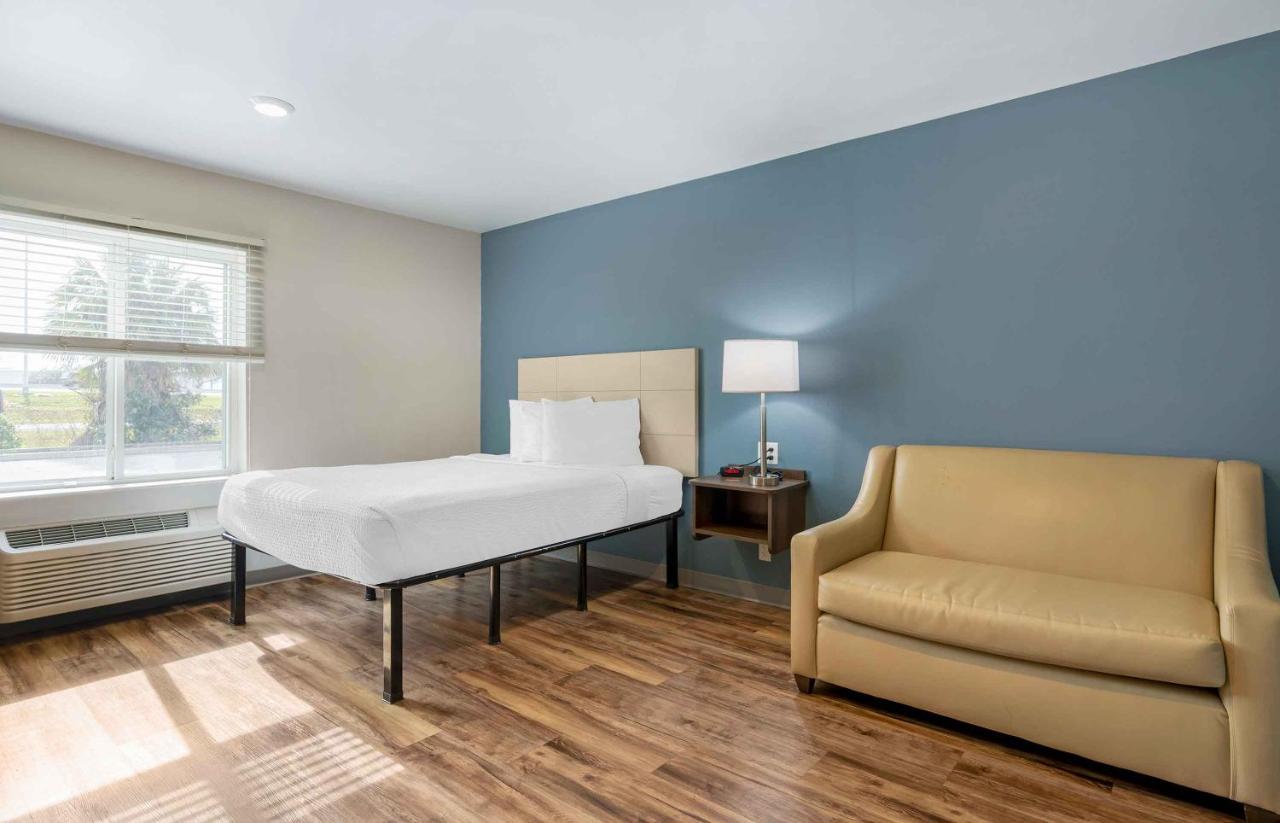 Queen Room - Accessible/Non-Smoking at Extended Stay America Select Suites - Austin - Round Rock