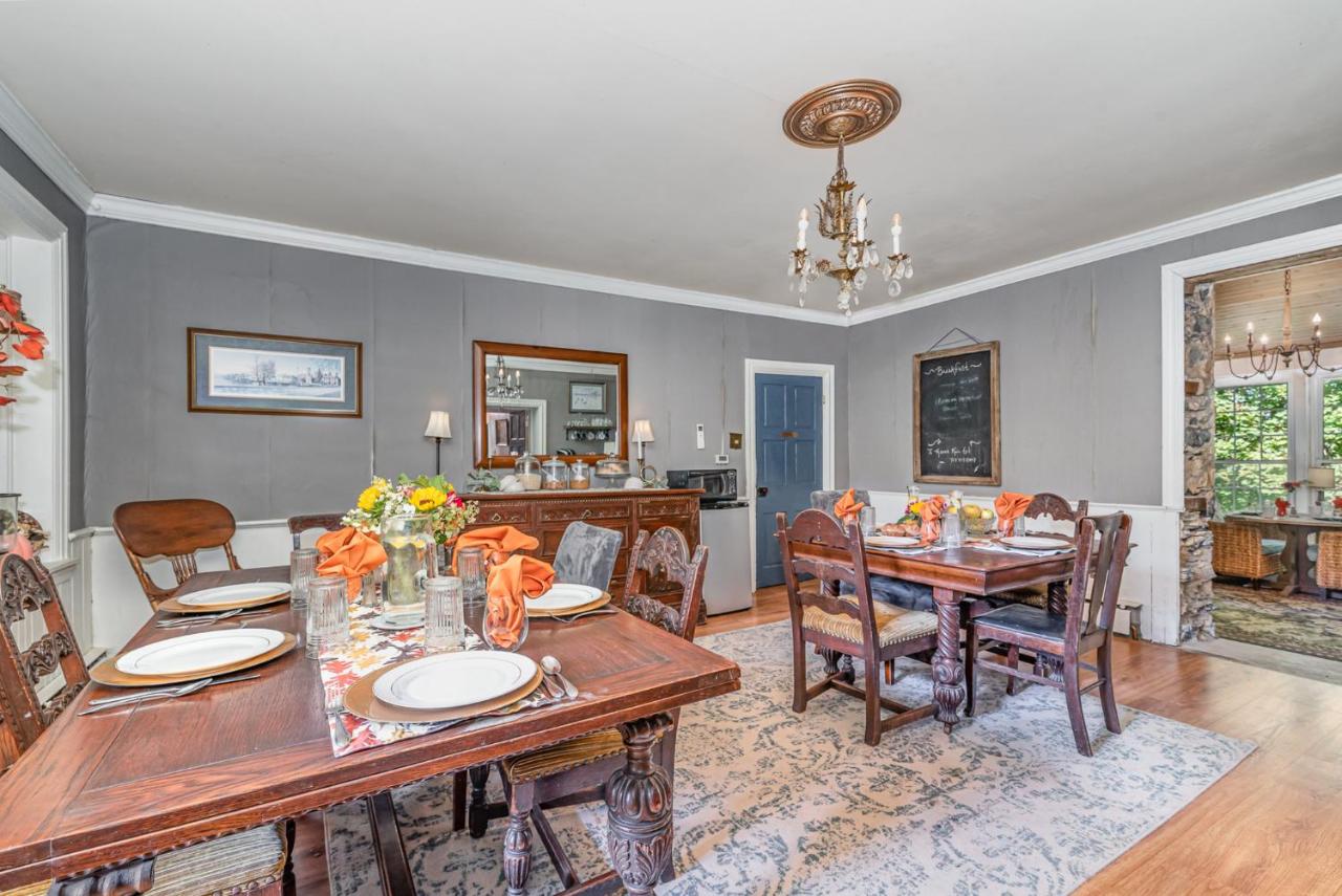 | Fallen Tree Farm Bed and Breakfast