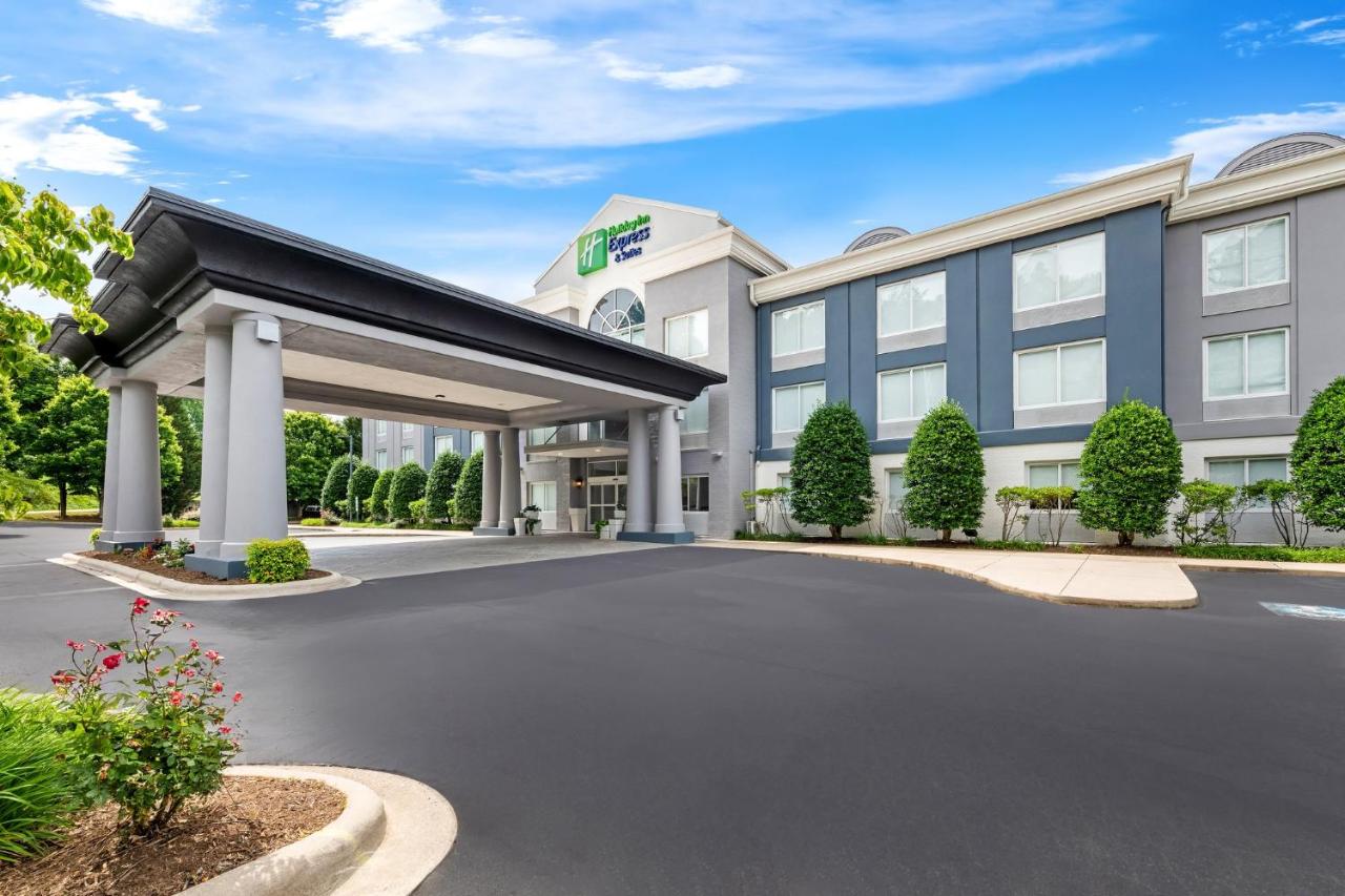 | Holiday Inn Express & Suites Sylva / Dillsboro, an IHG Hotel