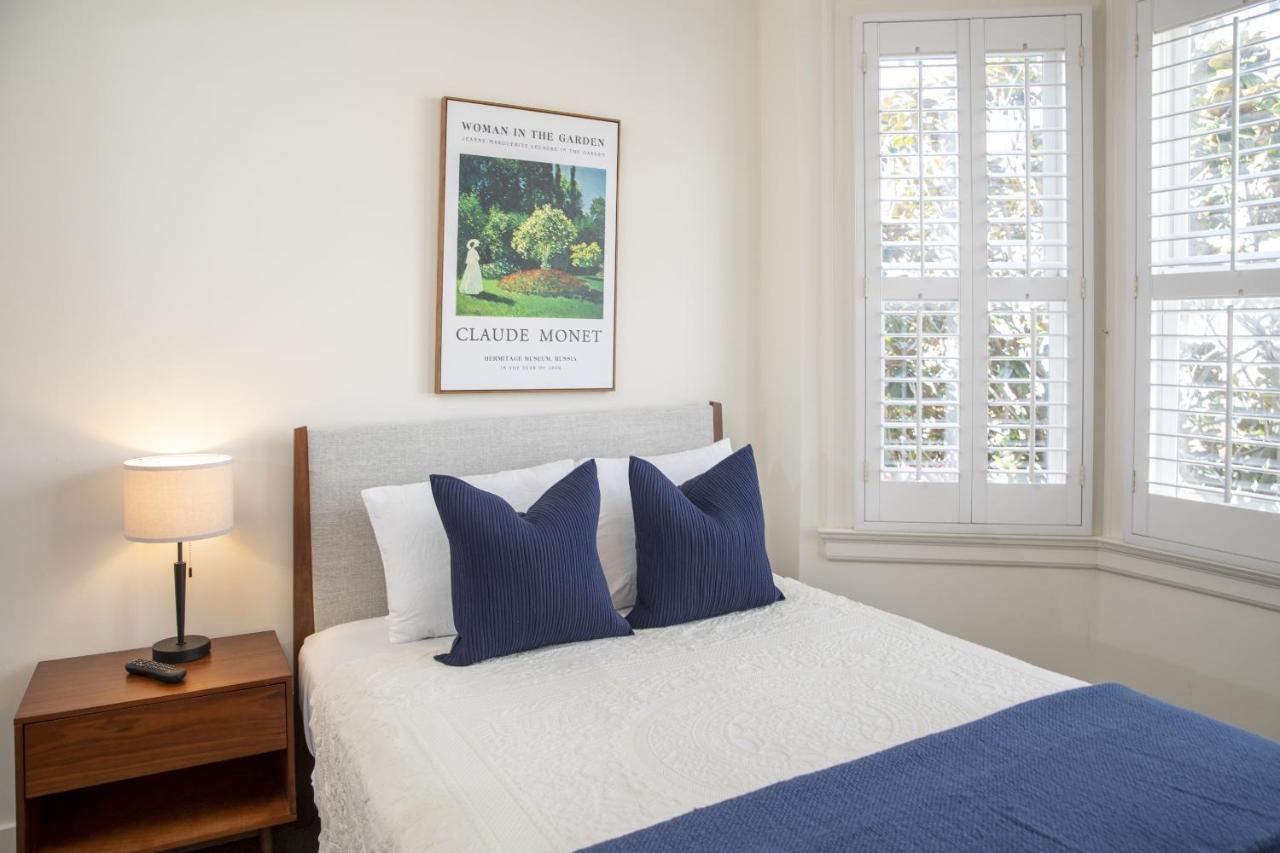 Economy Double Room at Washington Square Inn