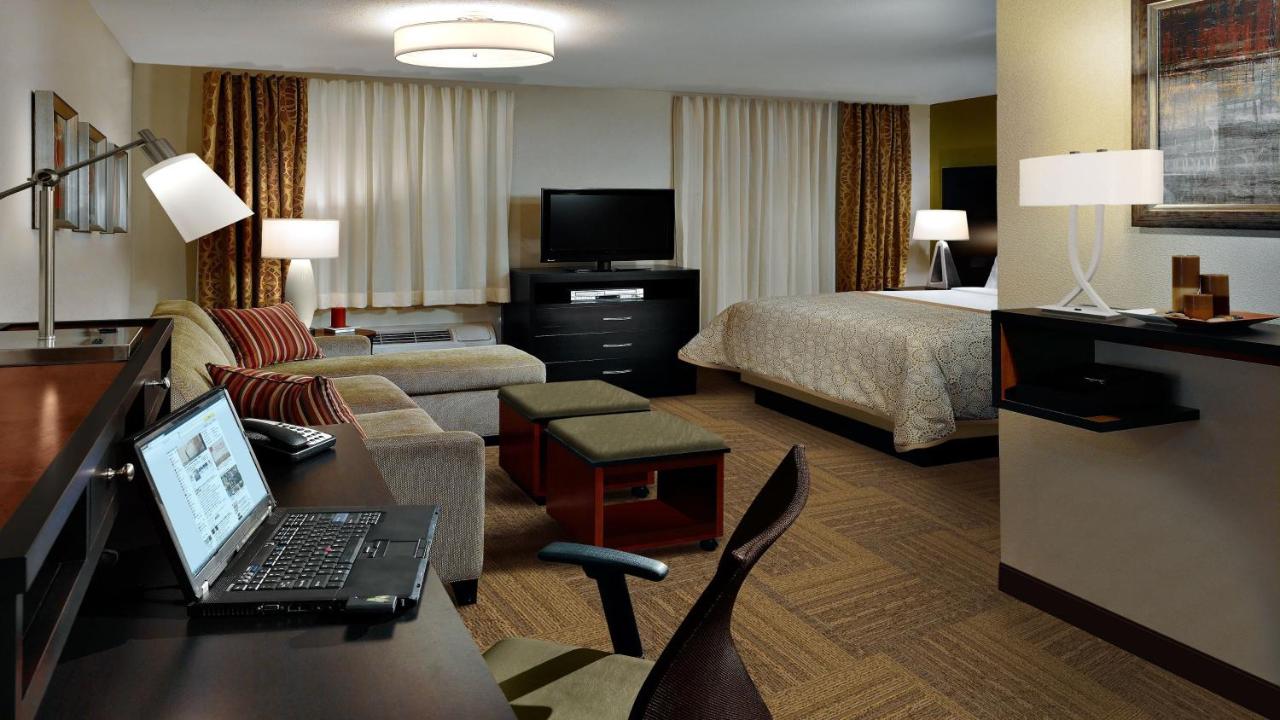 | Staybridge Suites - Pittsburgh-Cranberry Township, an IHG Hotel