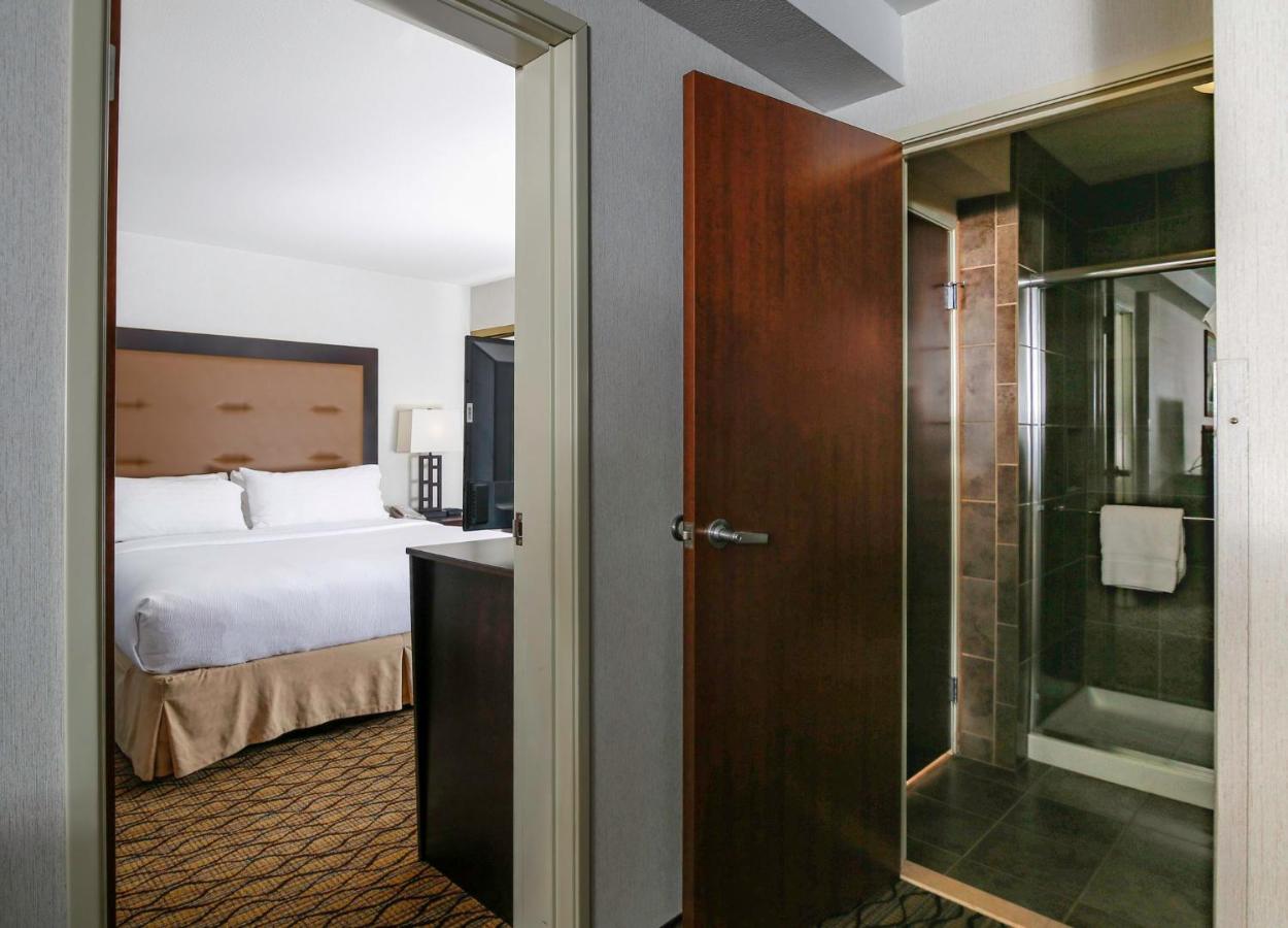 | Holiday Inn - West Yellowstone, an IHG Hotel