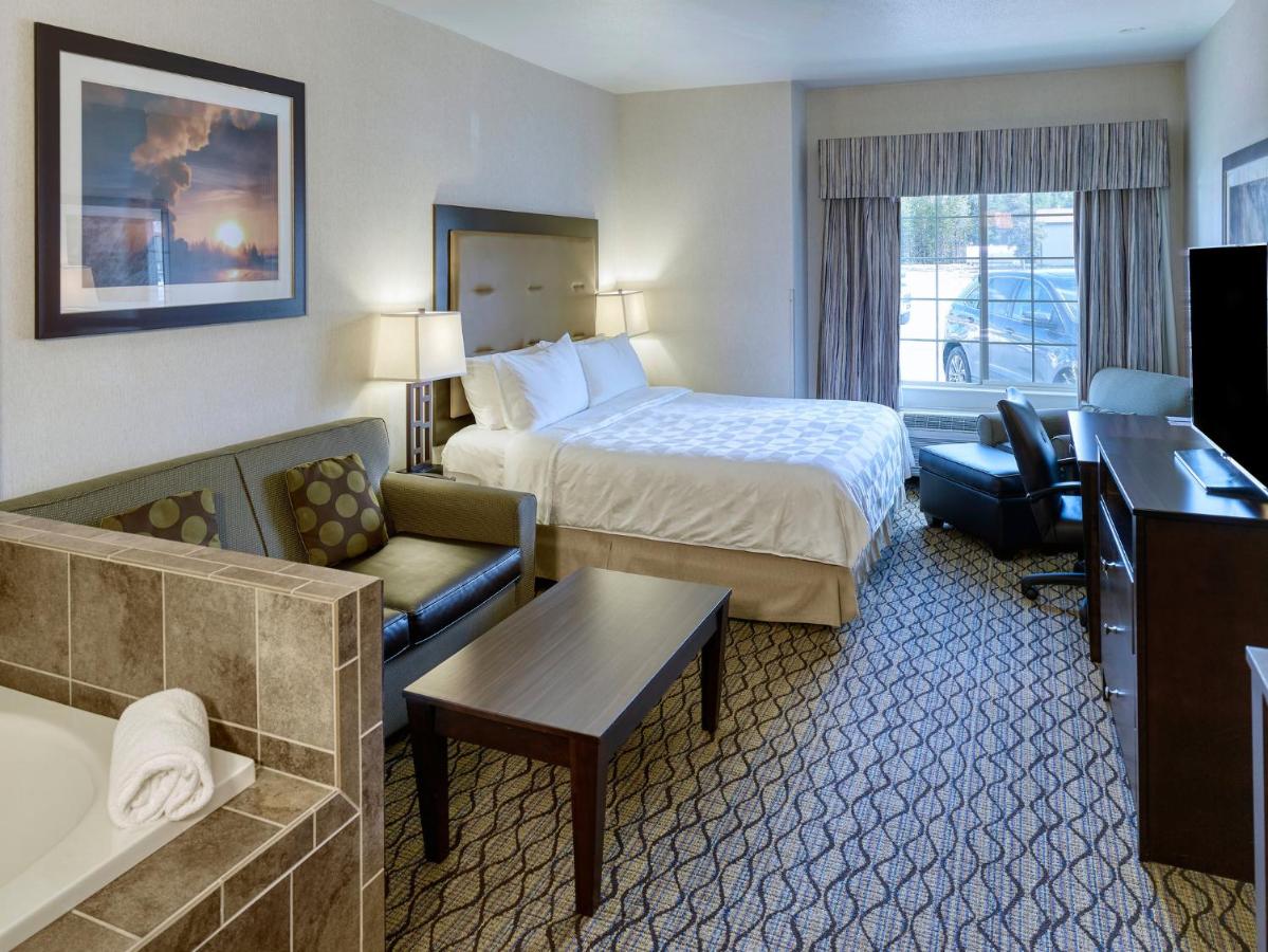 | Holiday Inn - West Yellowstone, an IHG Hotel
