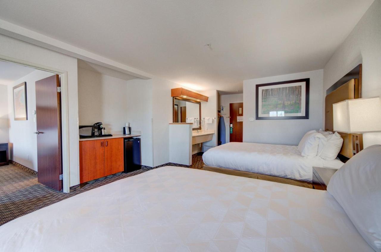 | Holiday Inn - West Yellowstone, an IHG Hotel