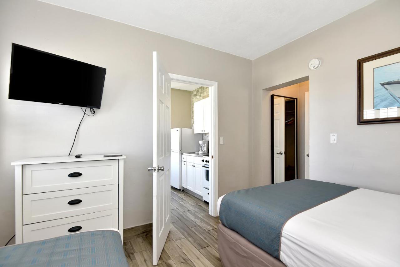  | Shoreline Suites & Cabana Cottages – Beachfront