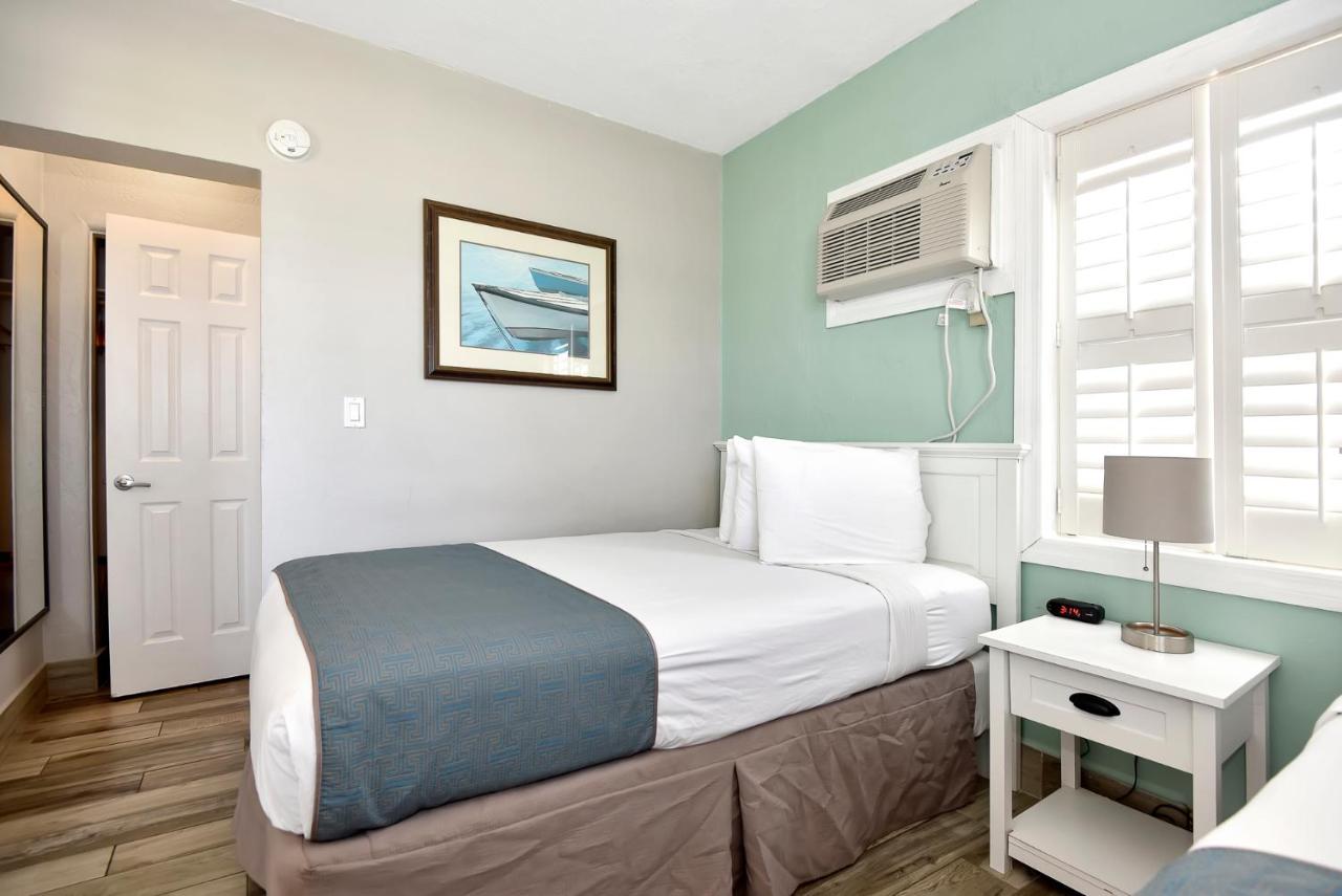  | Shoreline Suites & Cabana Cottages – Beachfront