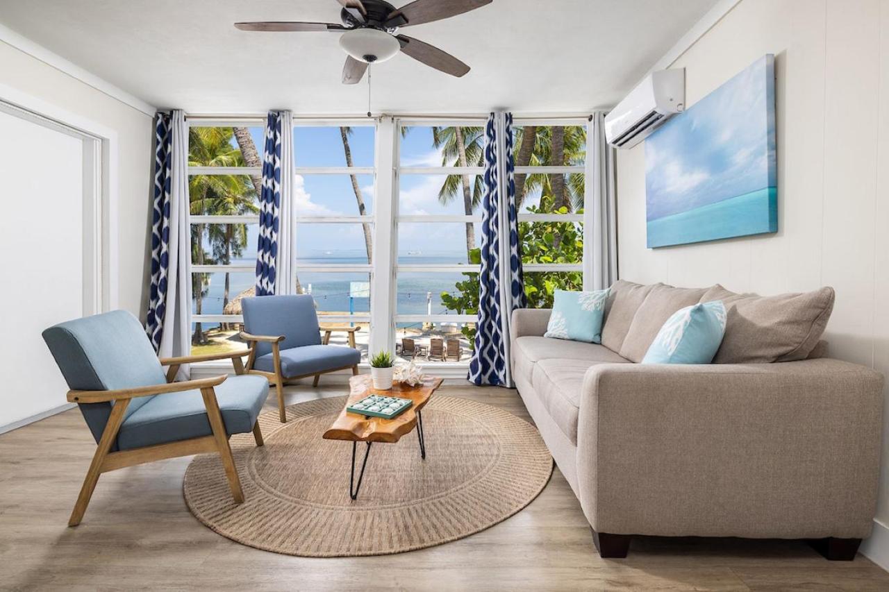 Apartment with Sea View at La Jolla Resort