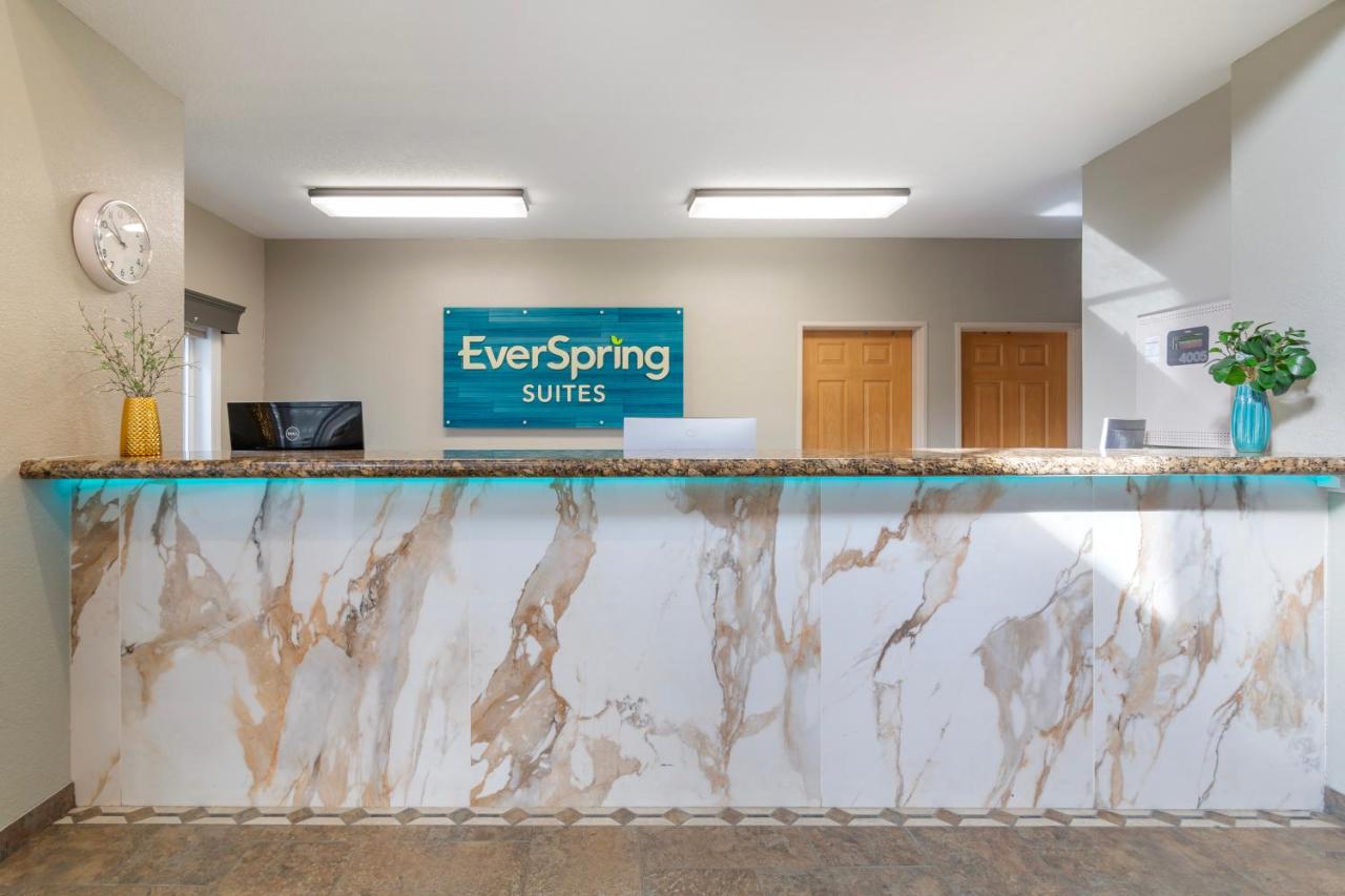  | EverSpring Suites