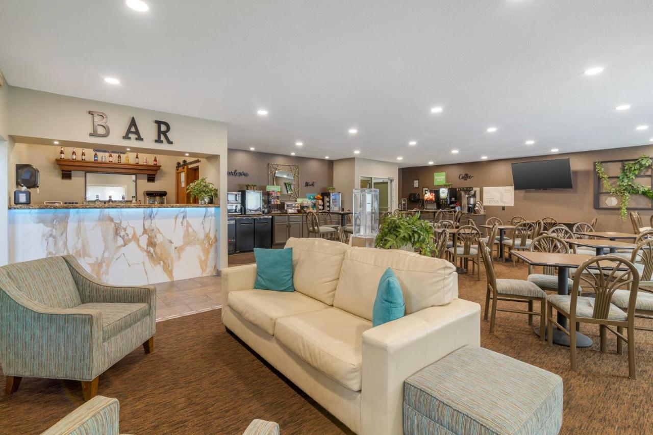  | EverSpring Suites