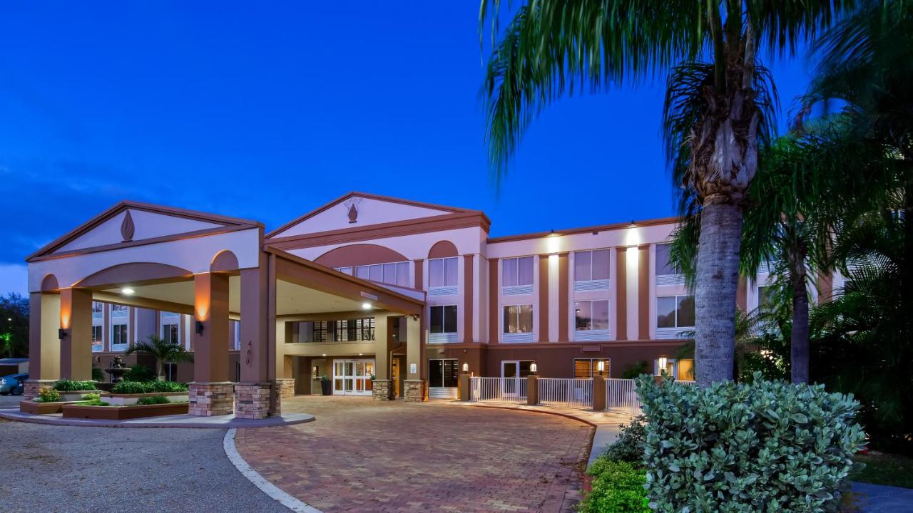 | Best Western Plus Ambassador Suites Venice