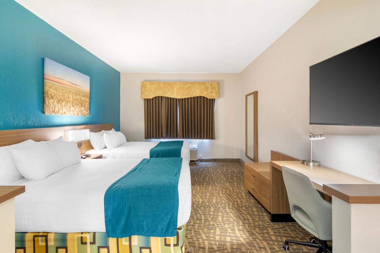 | EverSpring Suites