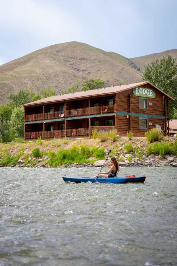| River's Fork Lodge