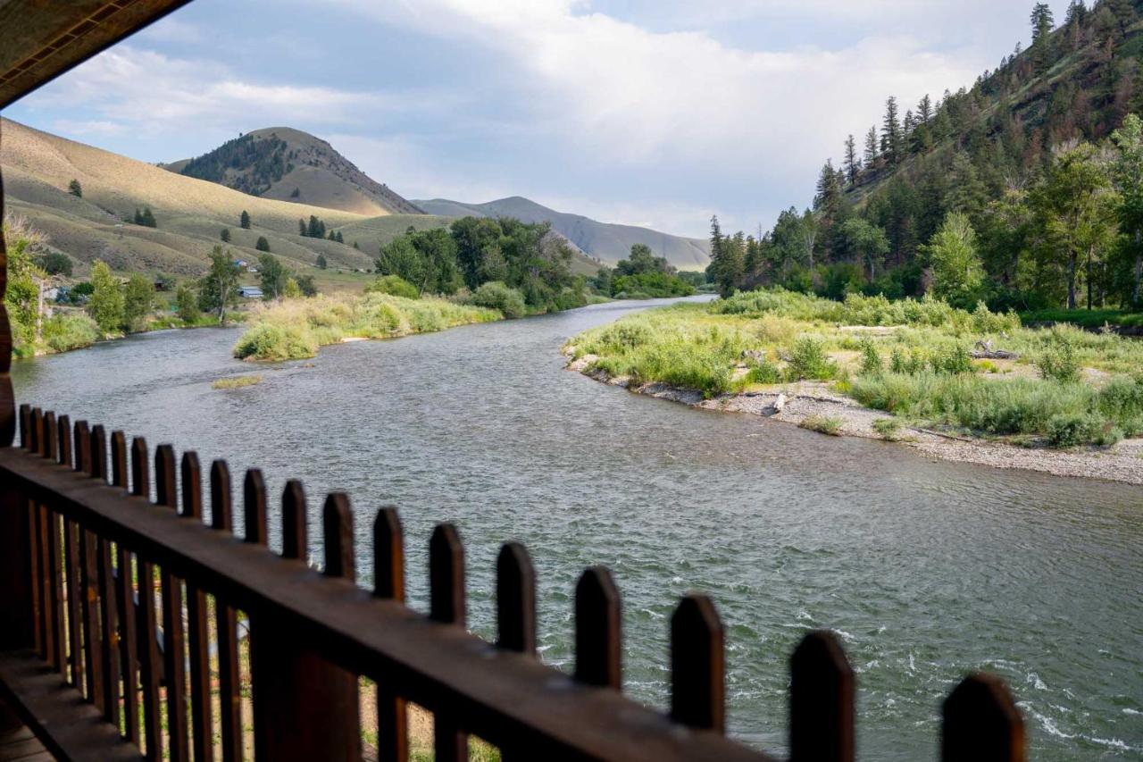 | River's Fork Lodge