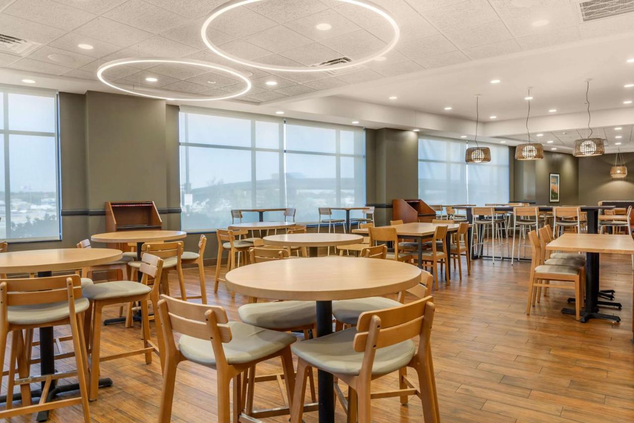 | Drury Inn & Suites St. Louis-Southwest
