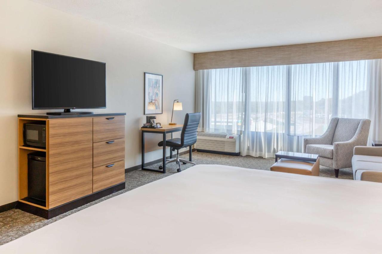| Drury Inn & Suites St. Louis-Southwest