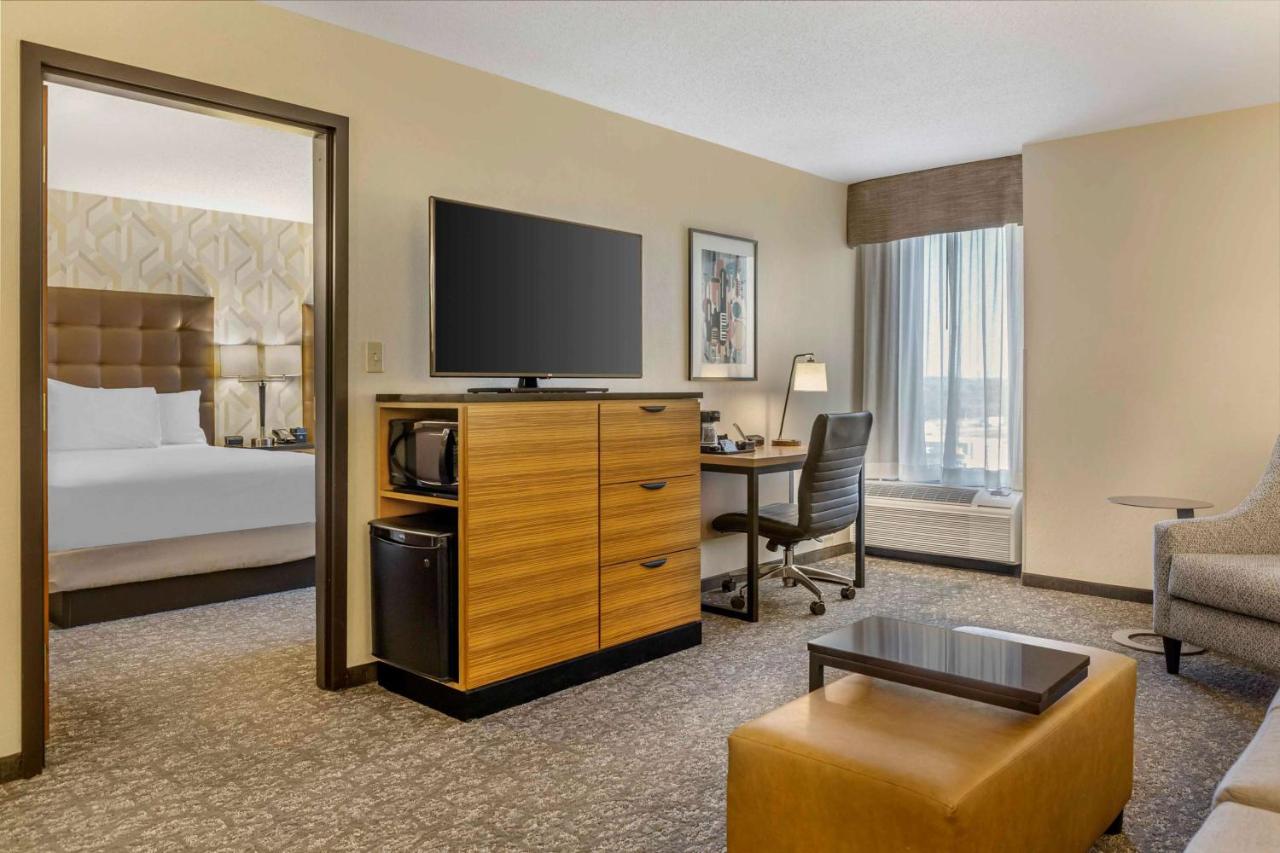 | Drury Inn & Suites St. Louis-Southwest