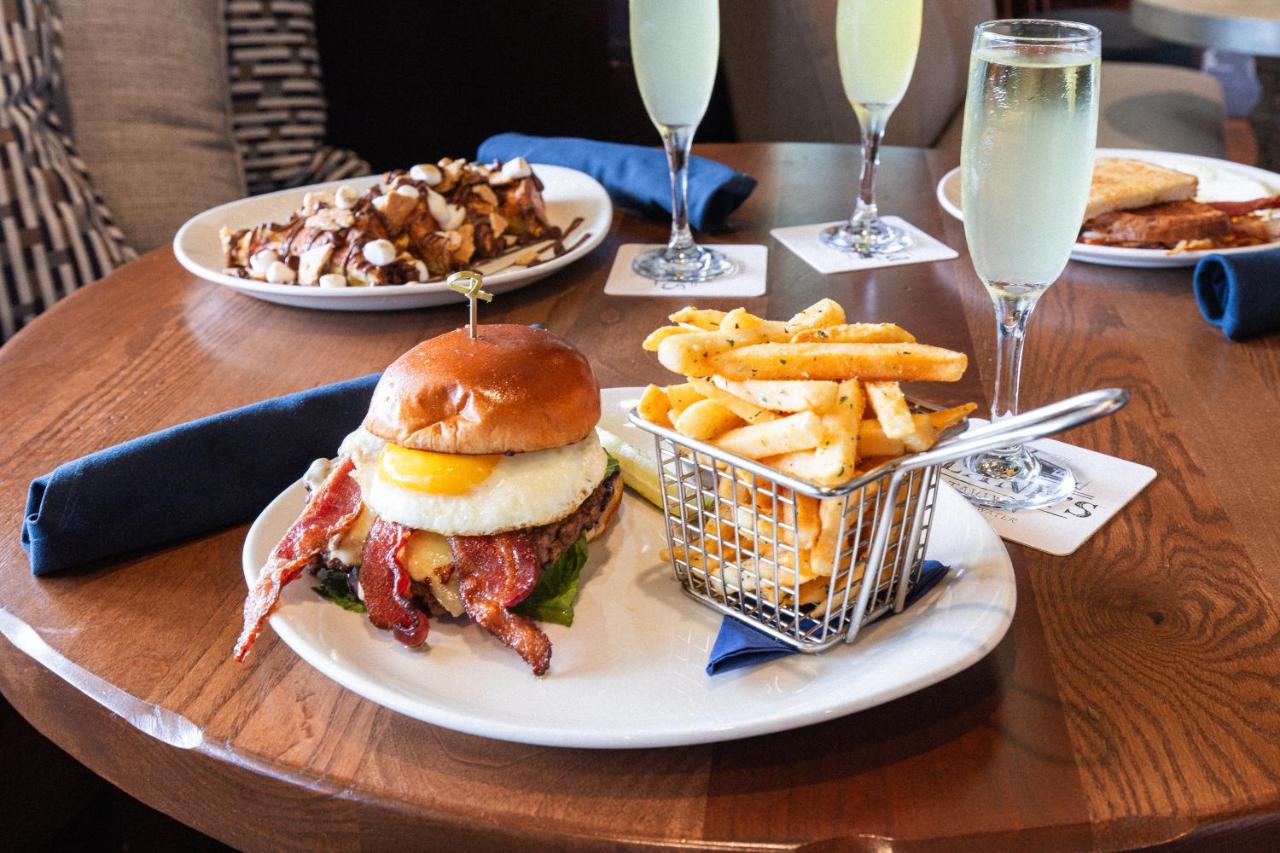 | The Inn At Harbor Shores