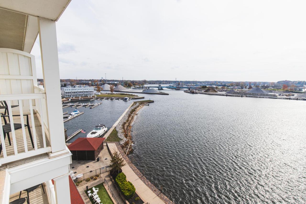 | The Inn At Harbor Shores