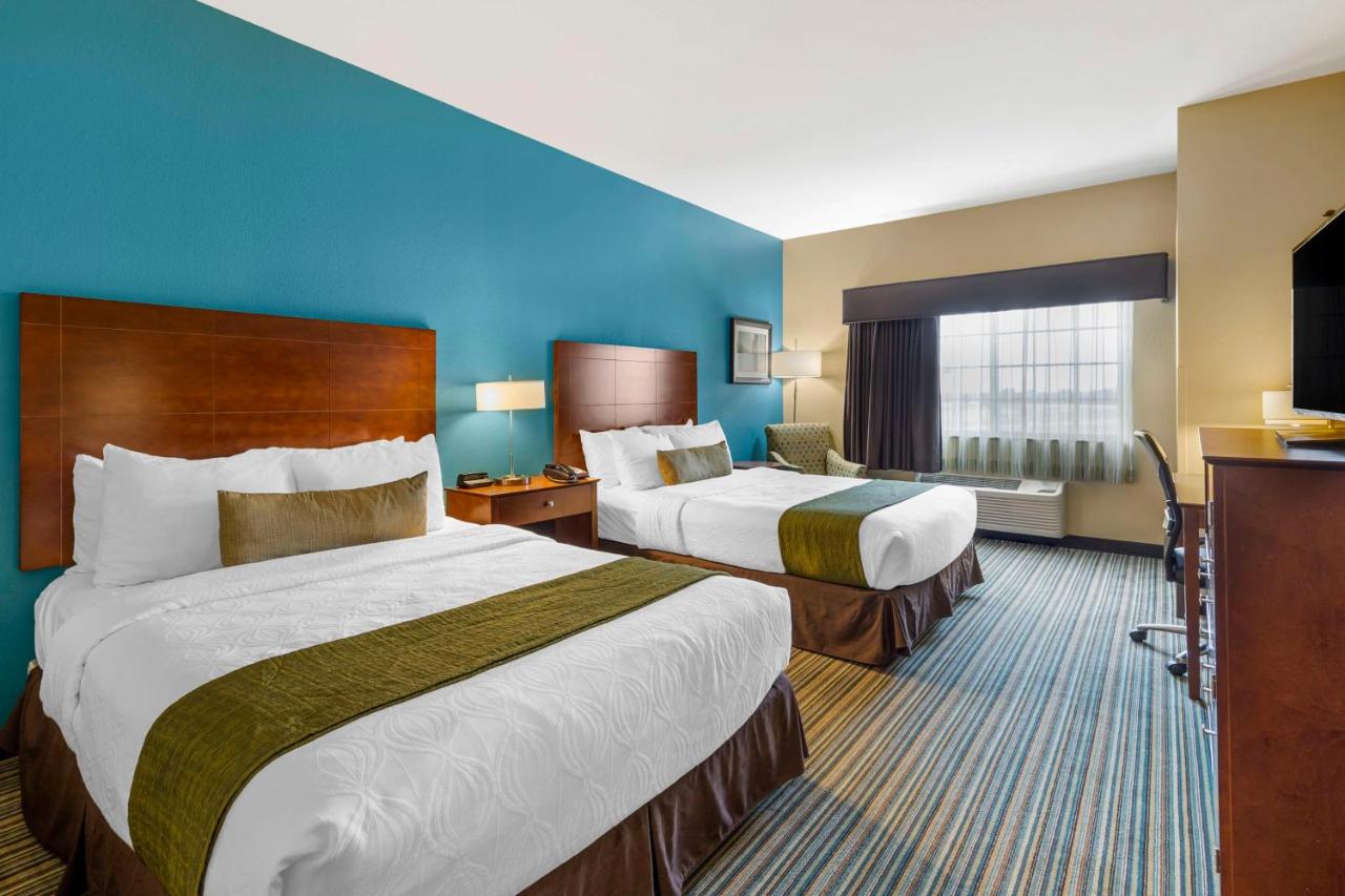 Queen Room with Two Queen Beds at Best Western Plus Patterson Park Inn