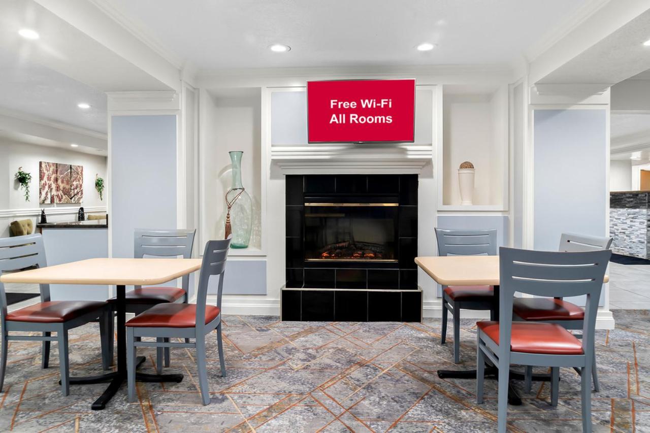 | Baymont by Wyndham Auburn Hills