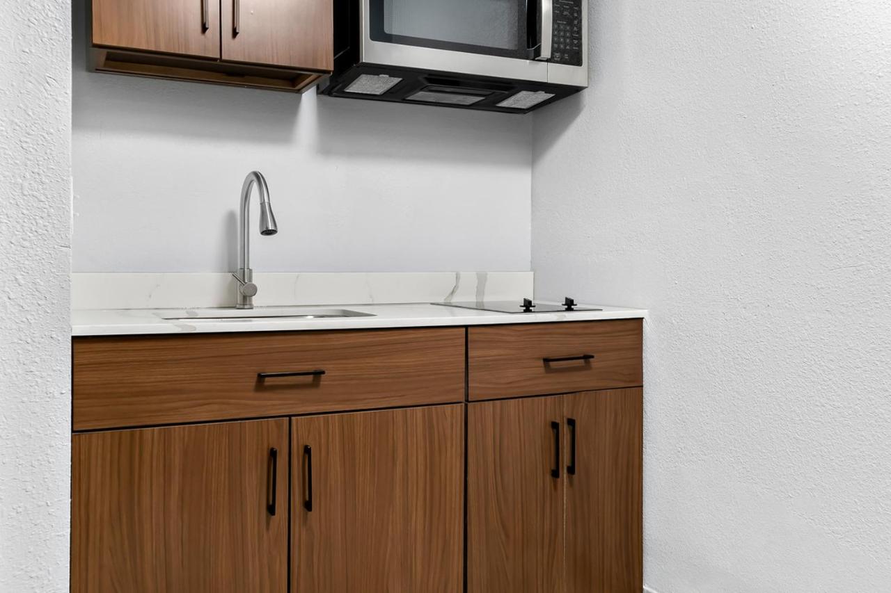 | Baymont by Wyndham Auburn Hills