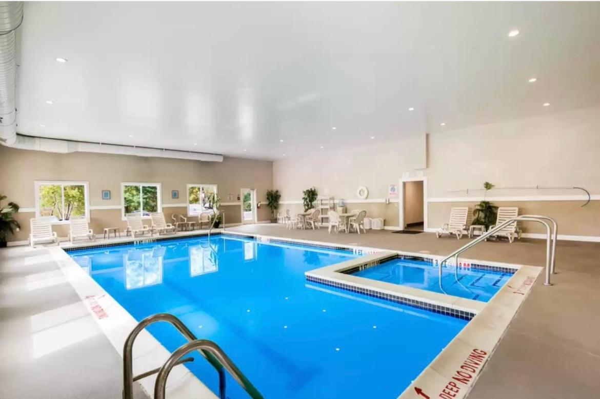  | Sleep Inn & Suites Scranton Dunmore