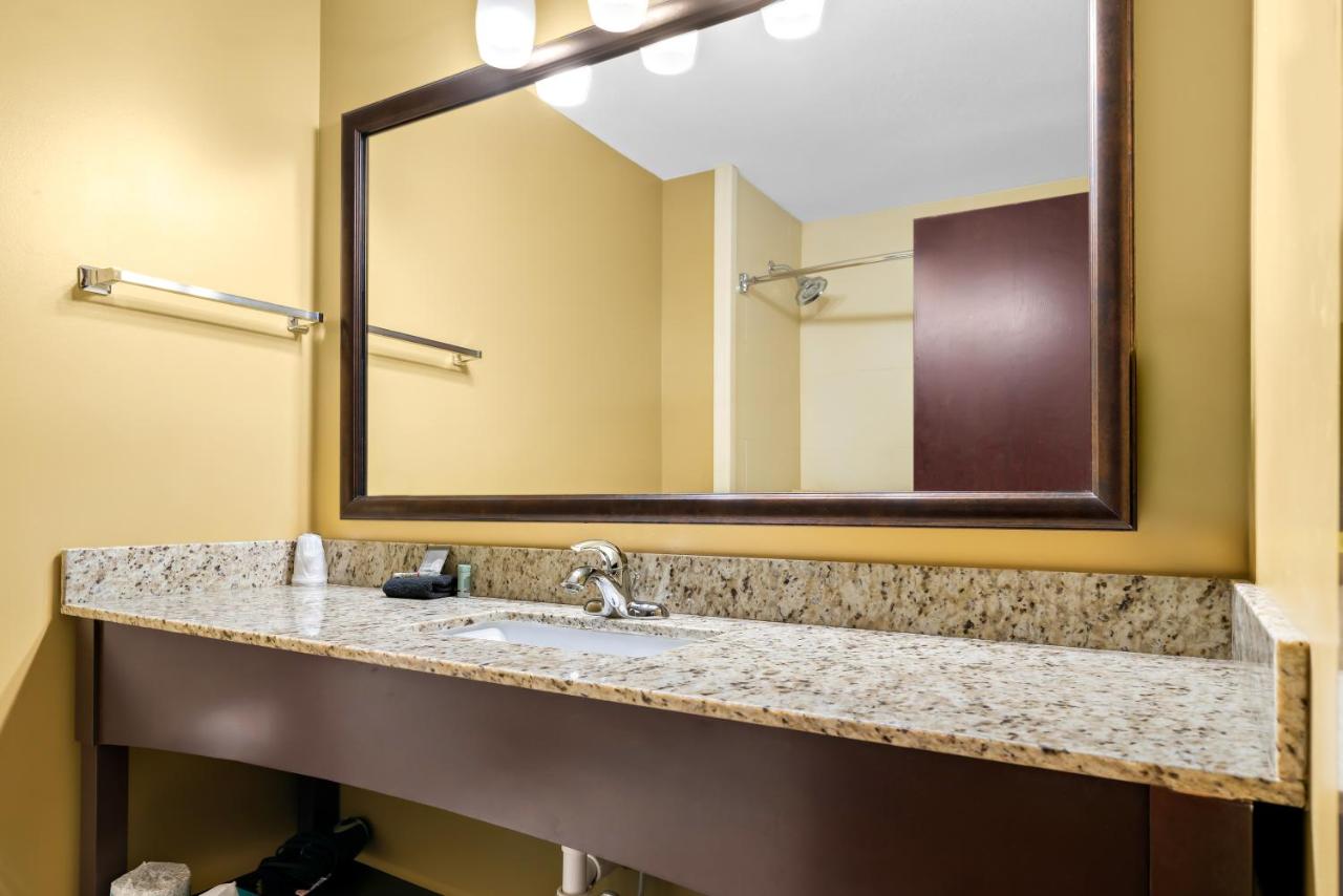 | Best Western Paradise Inn