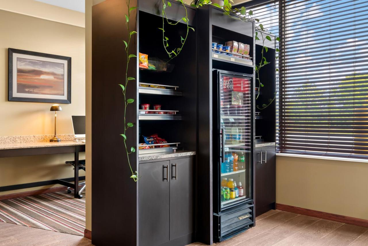 | Best Western Paradise Inn