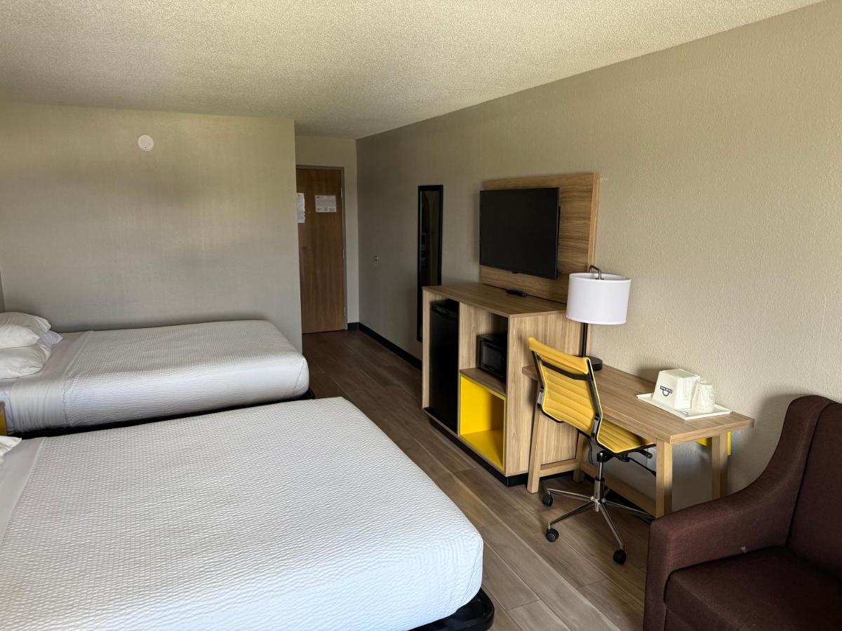 Deluxe Queen Room with Two Queen Beds - Non-Smoking at Days Inn by Wyndham Muncie -Ball State University