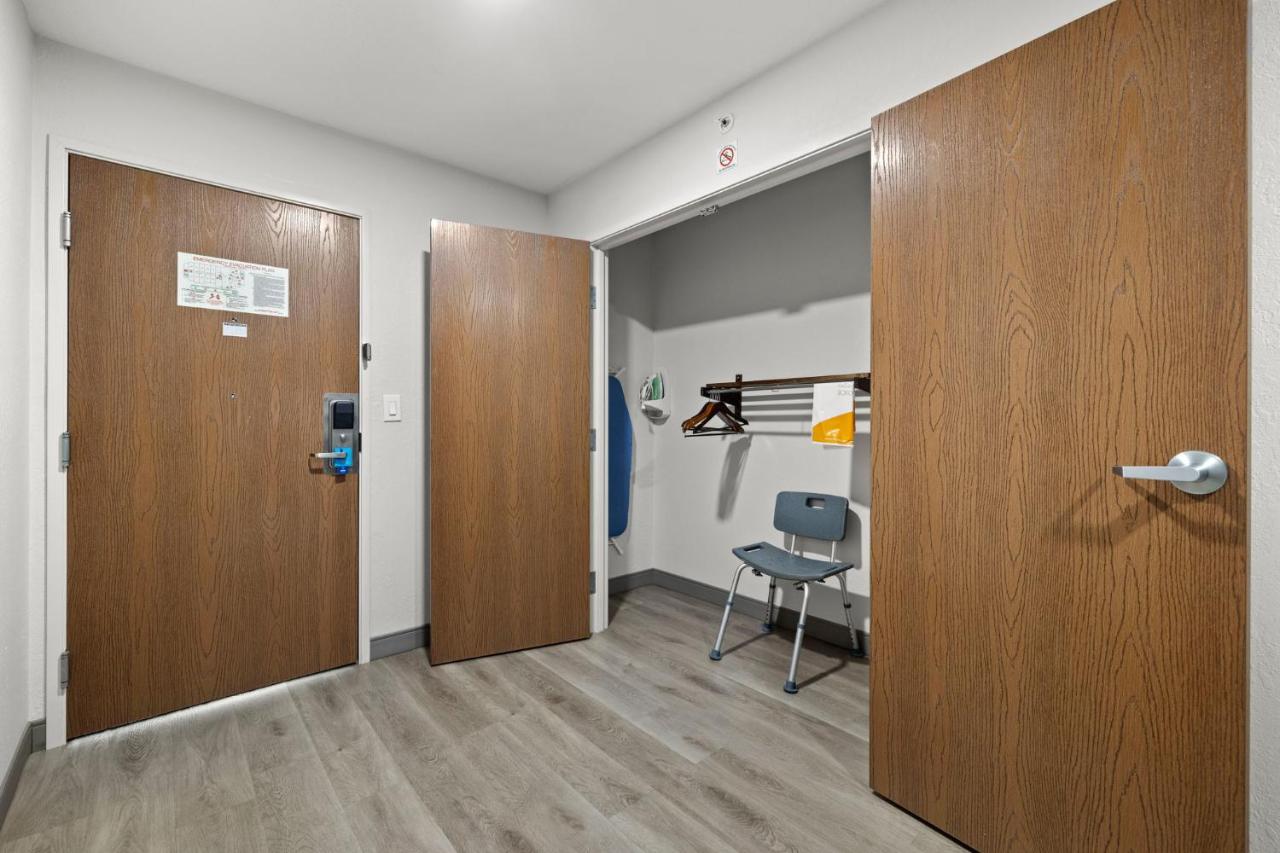 Queen Room with Two Queen Beds - Accessible/Non-Smoking  at Clarion Pointe Lakeland I-4