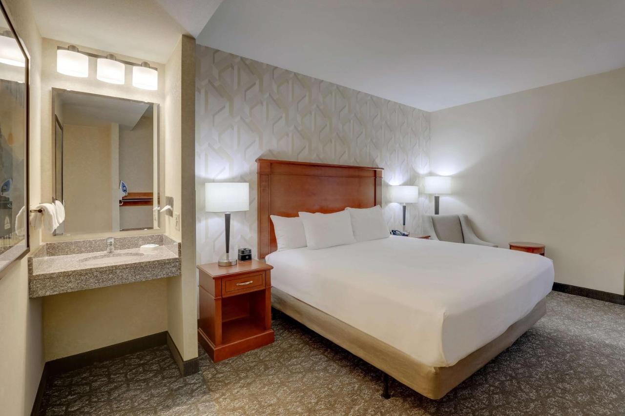 Deluxe King Room - Accessible, Roll-in Shower at Drury Inn & Suites Charlotte University Place