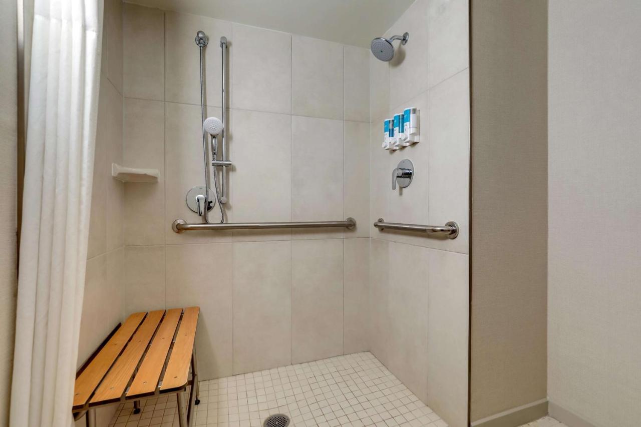 Deluxe King Room - Accessible, Roll-in Shower at Drury Inn & Suites Charlotte University Place