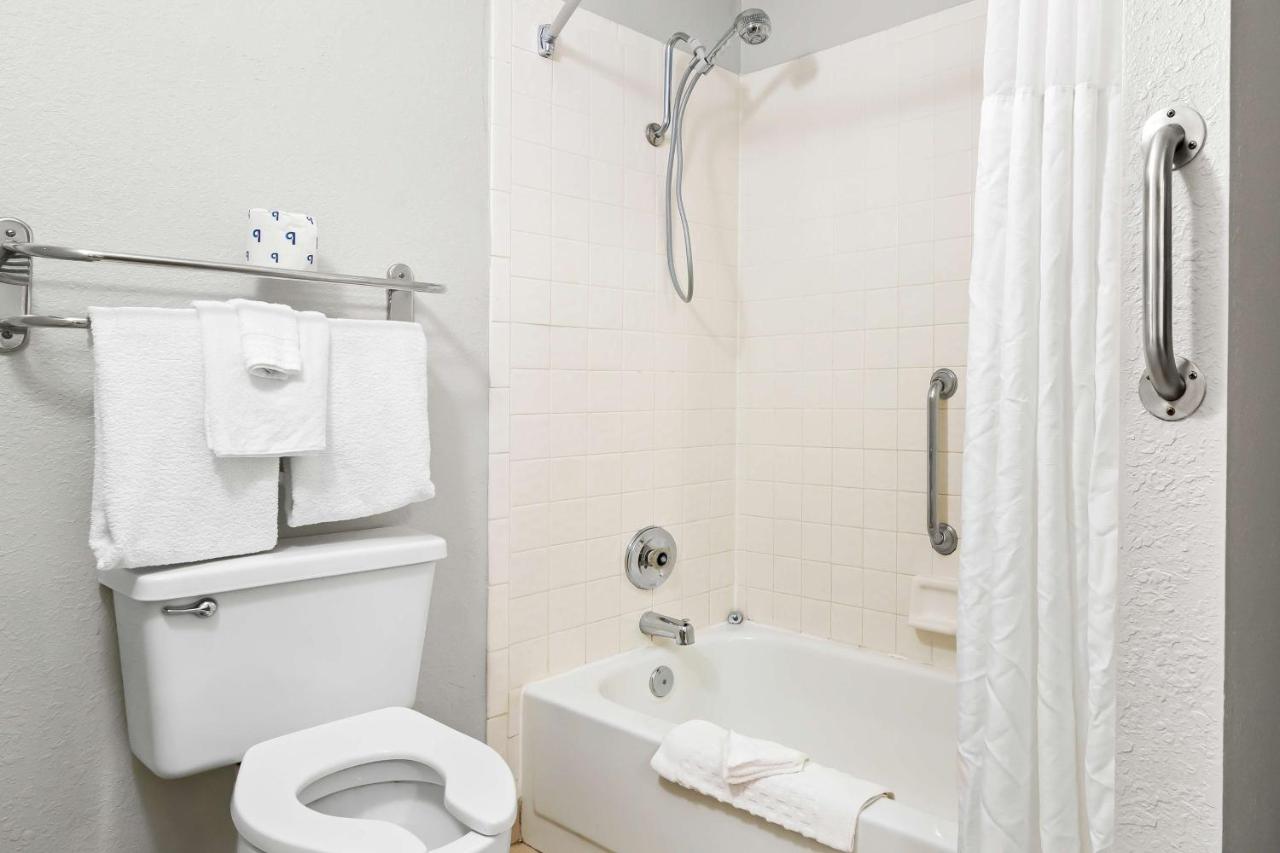  | Best Western The Oasis at Joplin