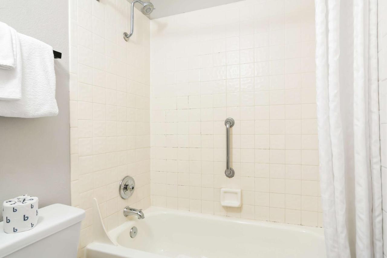  | Best Western The Oasis at Joplin