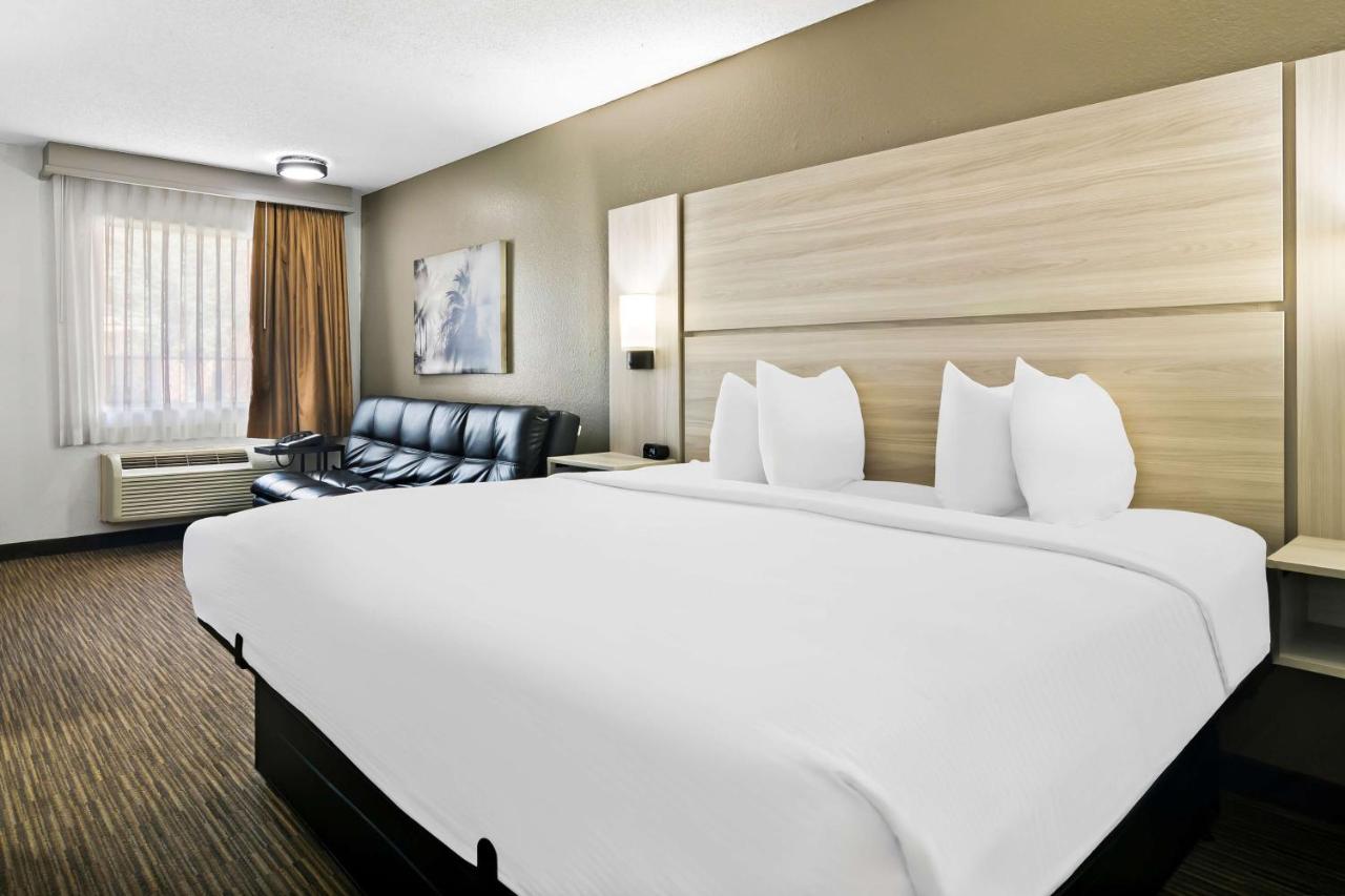  | Best Western The Oasis at Joplin