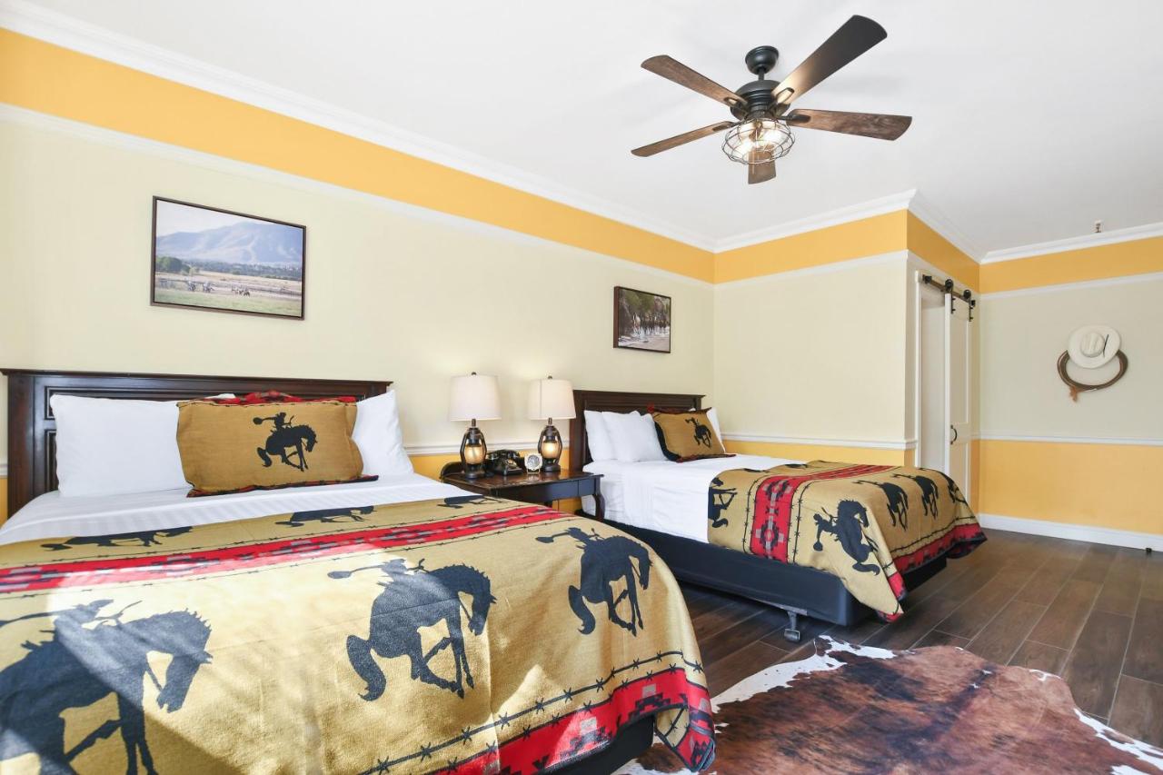 Classic Queen Room with Two Queen Beds at Hotel St. Michael, BW Premier Collection