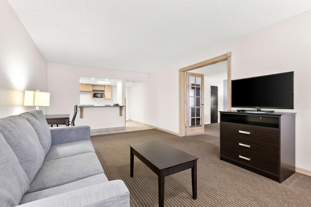 One-Bedroom King Suite with Sofa Bed at Best Western Downtown Casper Hotel