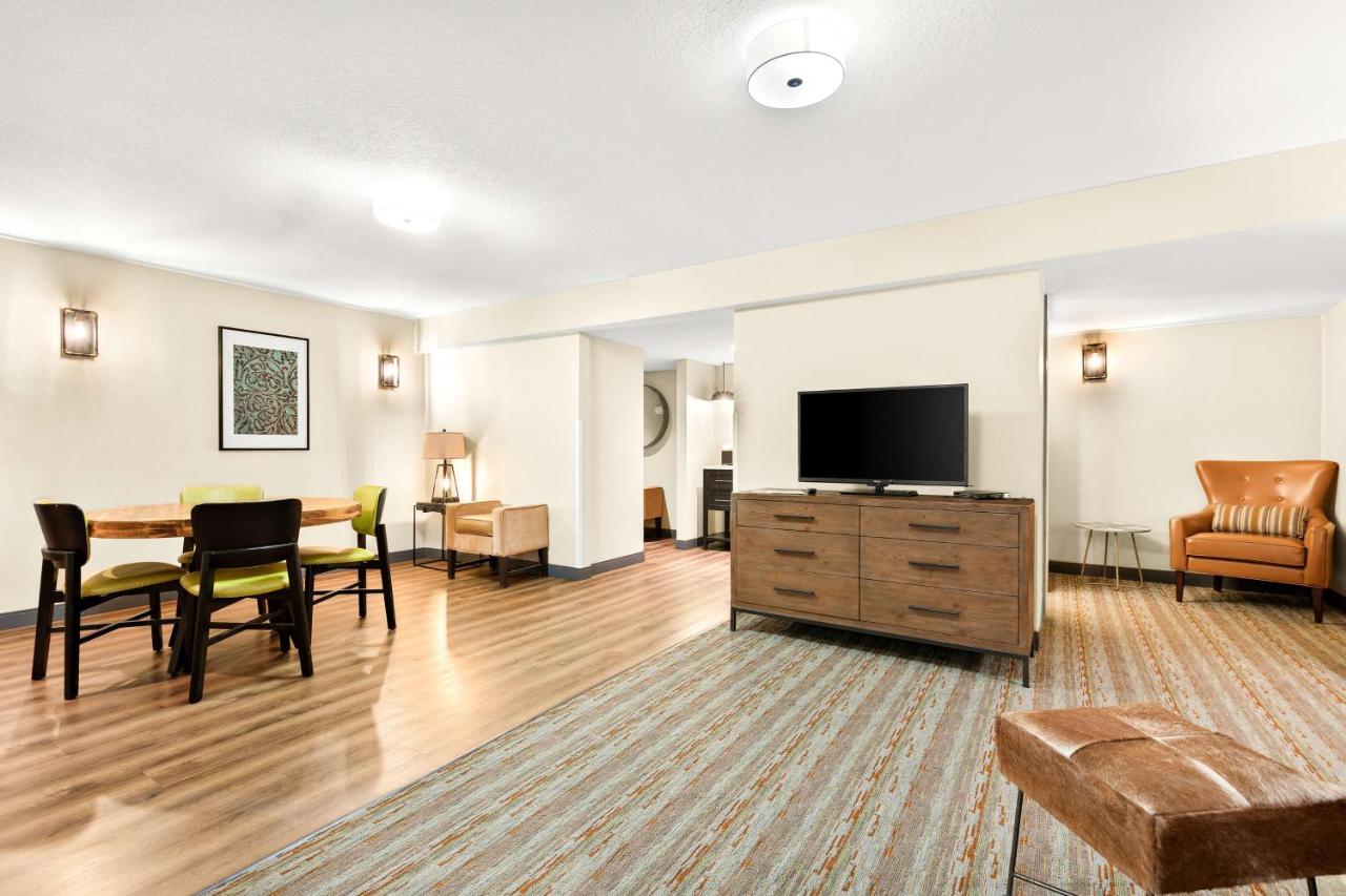 One-Bedroom King Suite with Sofa Bed and Balcony at Best Western Downtown Casper Hotel