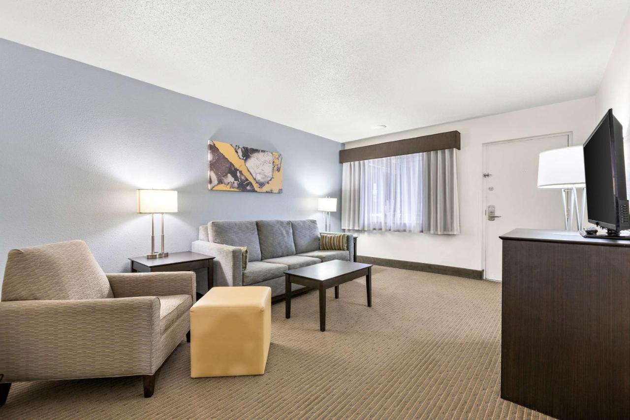 Queen Suite with Two Queen Beds at Best Western Downtown Casper Hotel