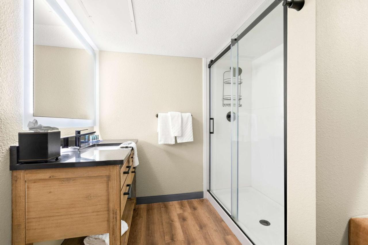 One-Bedroom King Suite with Sofa Bed at Best Western Downtown Casper Hotel