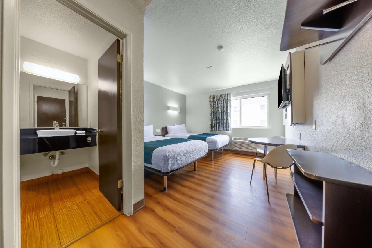 | Motel 6-Seattle, WA - Sea-Tac Airport South
